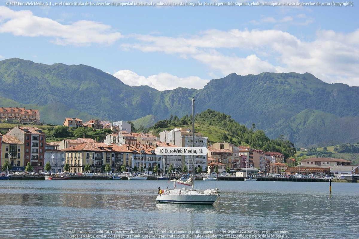La Nana Del Mar / The Lullaby Of The Sea On Old Harbour Apartment Cudillero Exterior foto